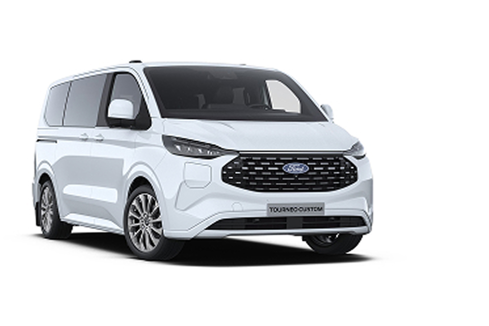 Ford Tourneo Custom in Weiß. Dreiviertelansicht.
